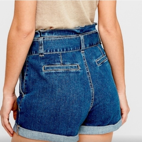 Express High-Waisted Denim Paper Bag Cuffed Shorts Sz. 2 - Picture 11 of 11